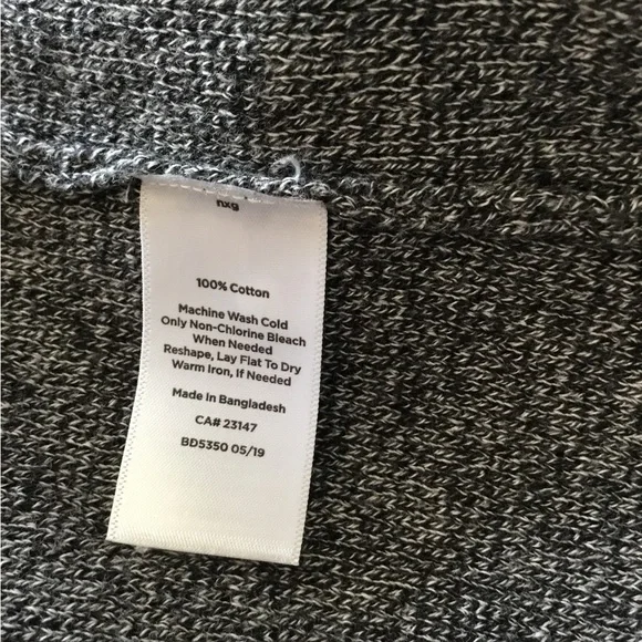 Talbots long sweater vest 34” long. 2X. Shawl collar. Gray tweed. Excellent cond - Picture 4 of 4